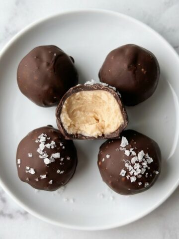 Frozen peanut butter Greek yogurt bites